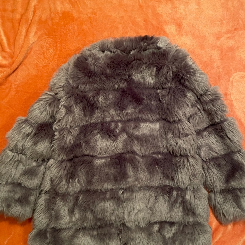 Gray Faux Fur Bubble Coat - Picture 6 of 6